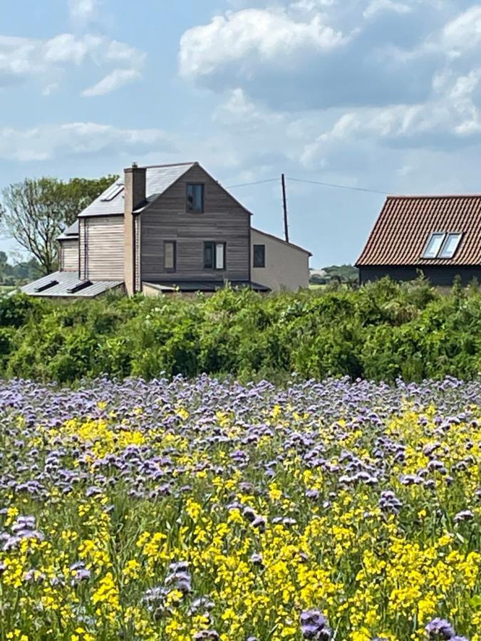 The Top Floor Stretham Экстерьер фото